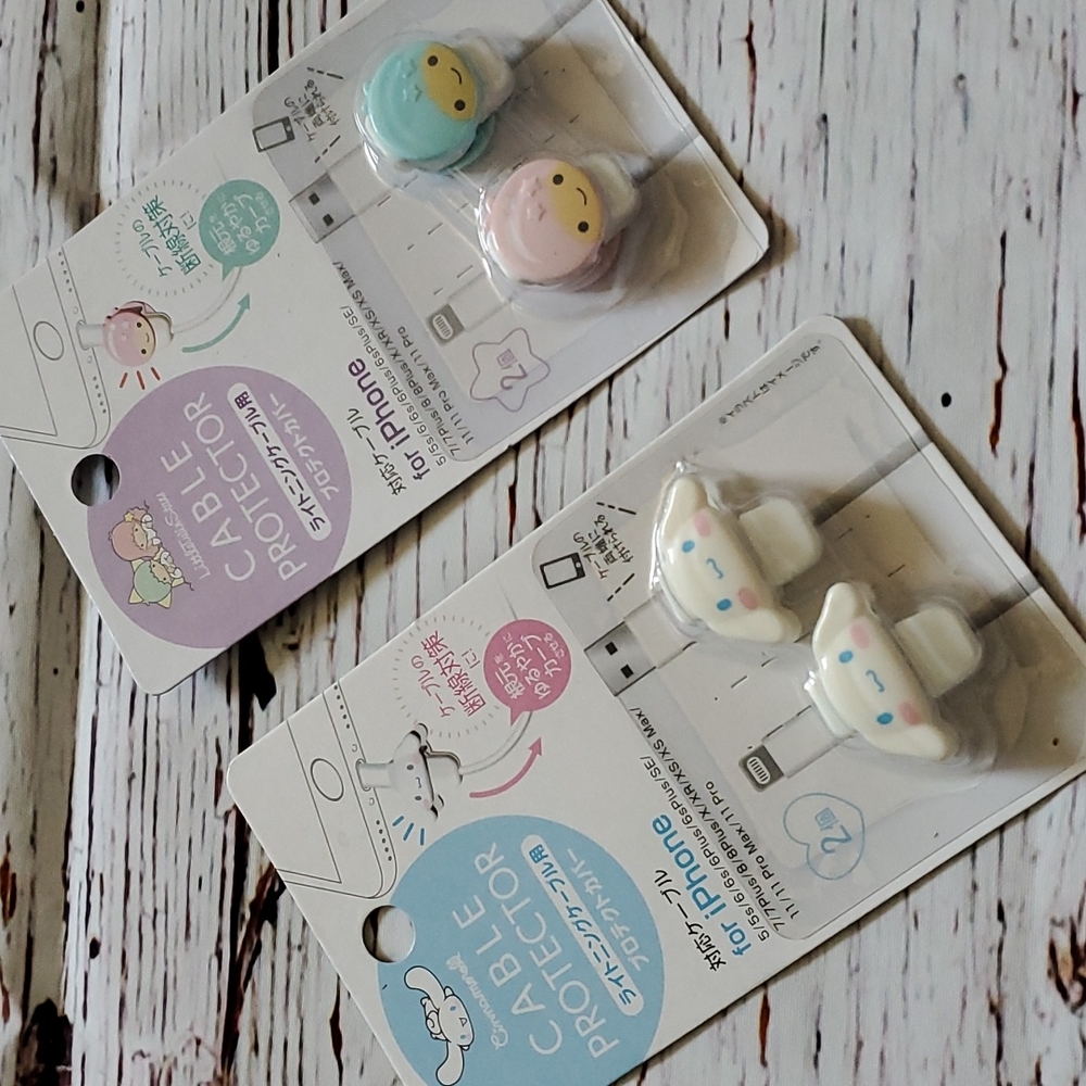 🆕️ SANRIO CABLE PROTECTOR (CINNAMOROLL OR LITTLE TWIN STARS) 💕💙